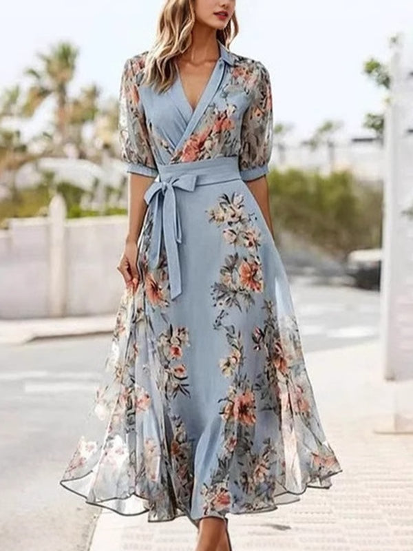 Robe midi fleurie à ceinture nouée