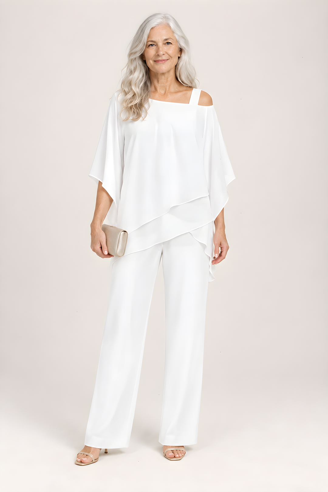 Ensemble deux pièces superposé Mariella en blanc, vue studio pleine longueur