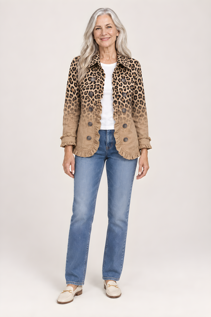 Veste Tawny Léopard Dégradé Vintage à Volants en Léopard tan, vue en pied, studio