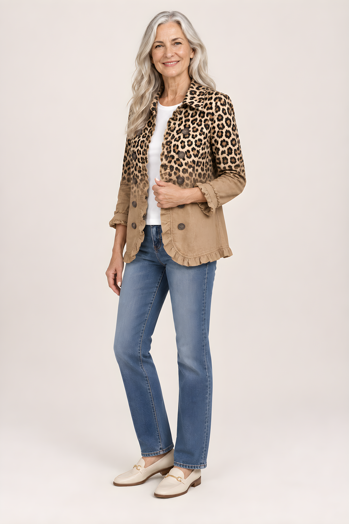 Veste Tawny Léopard Dégradé Vintage à Volants en Léopard tan, vue trois-quarts, studio